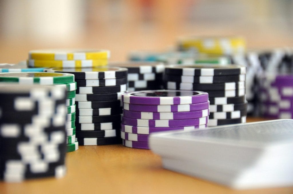 Cách Chơi Poker Cơ Bản Đến Nâng Cao